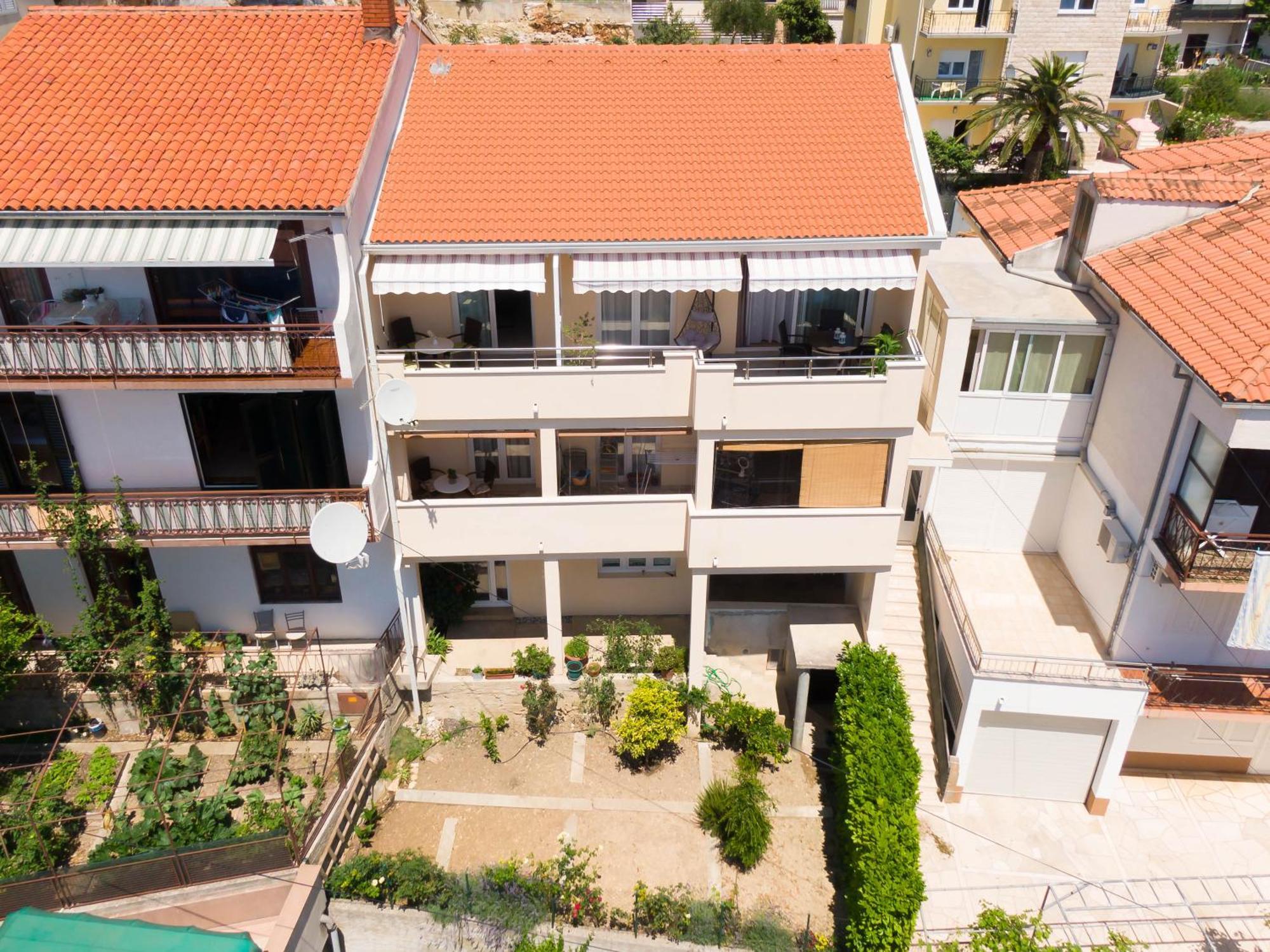 Apartments Angela Makarska Exterior photo
